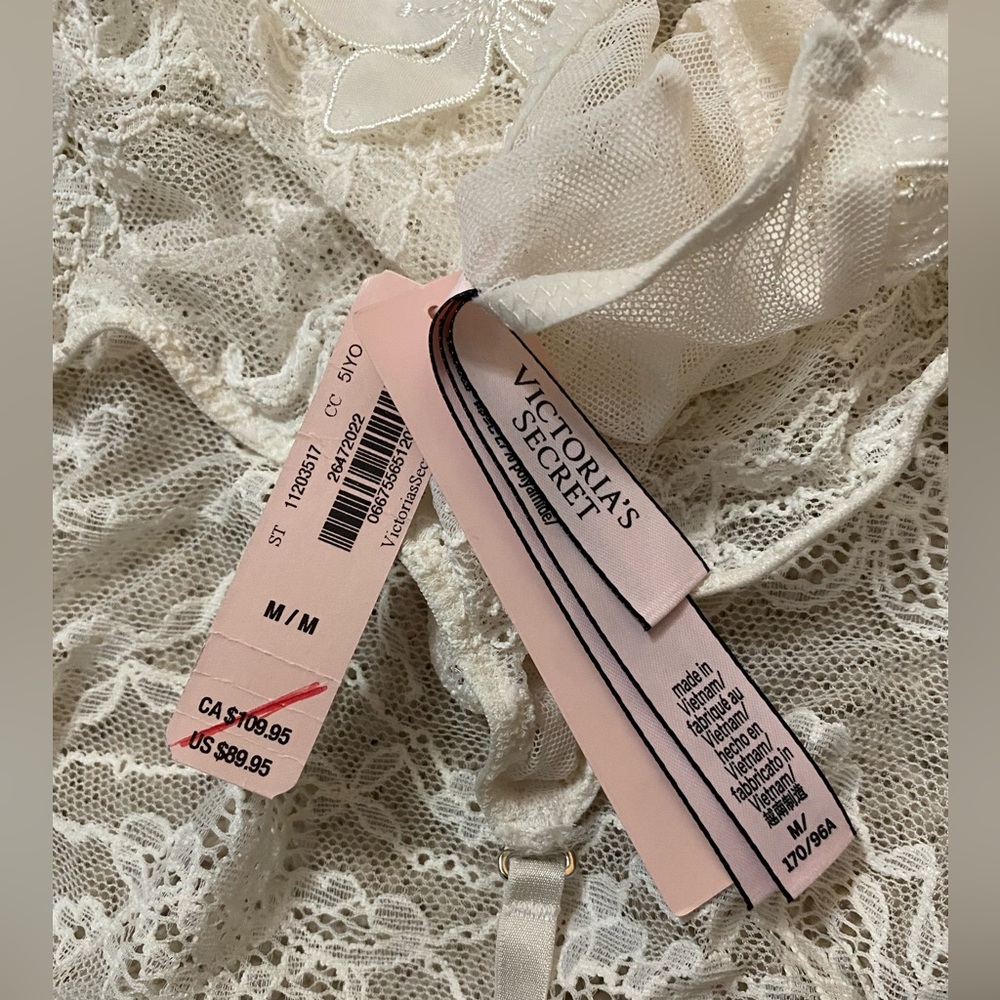 NWT VICTORIA'S SECRET Very Sexy Floral Embroidery Lace Teddy Lingerie - Picture 5 of 5